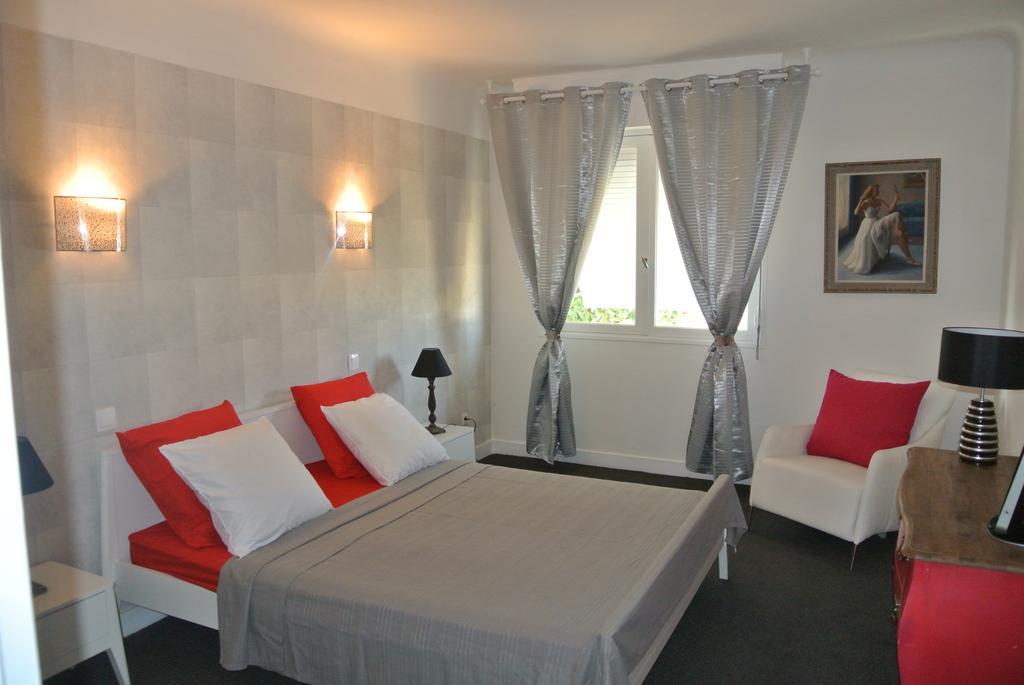 Le Clos Des Mylandes Dax Pokoj fotografie